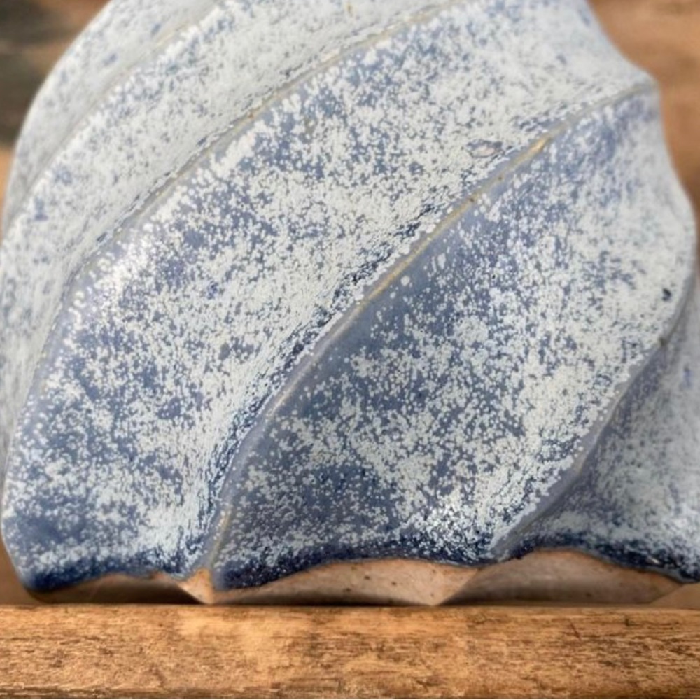 Studio pottery carved blue vase - Picture 3 of 6